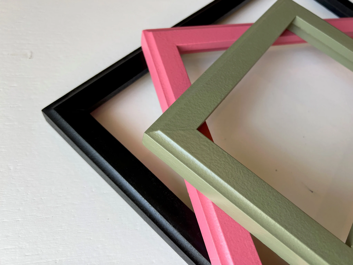 4x8" frame in 1x1 Outside Cove style - Choose your color - FREE SHIPPING