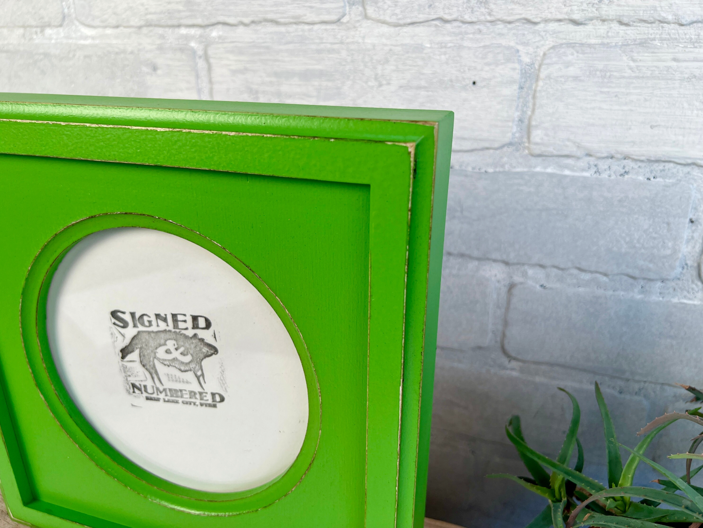 6x6" frame in Circle with Outside Cove Build Up style - Choose your color - FREE SHIPPING