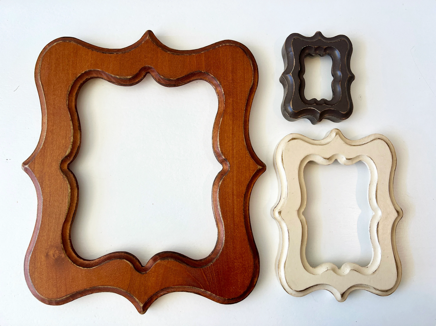 2x3" frame in Scalloped style - Choose your color - FREE SHIPPING