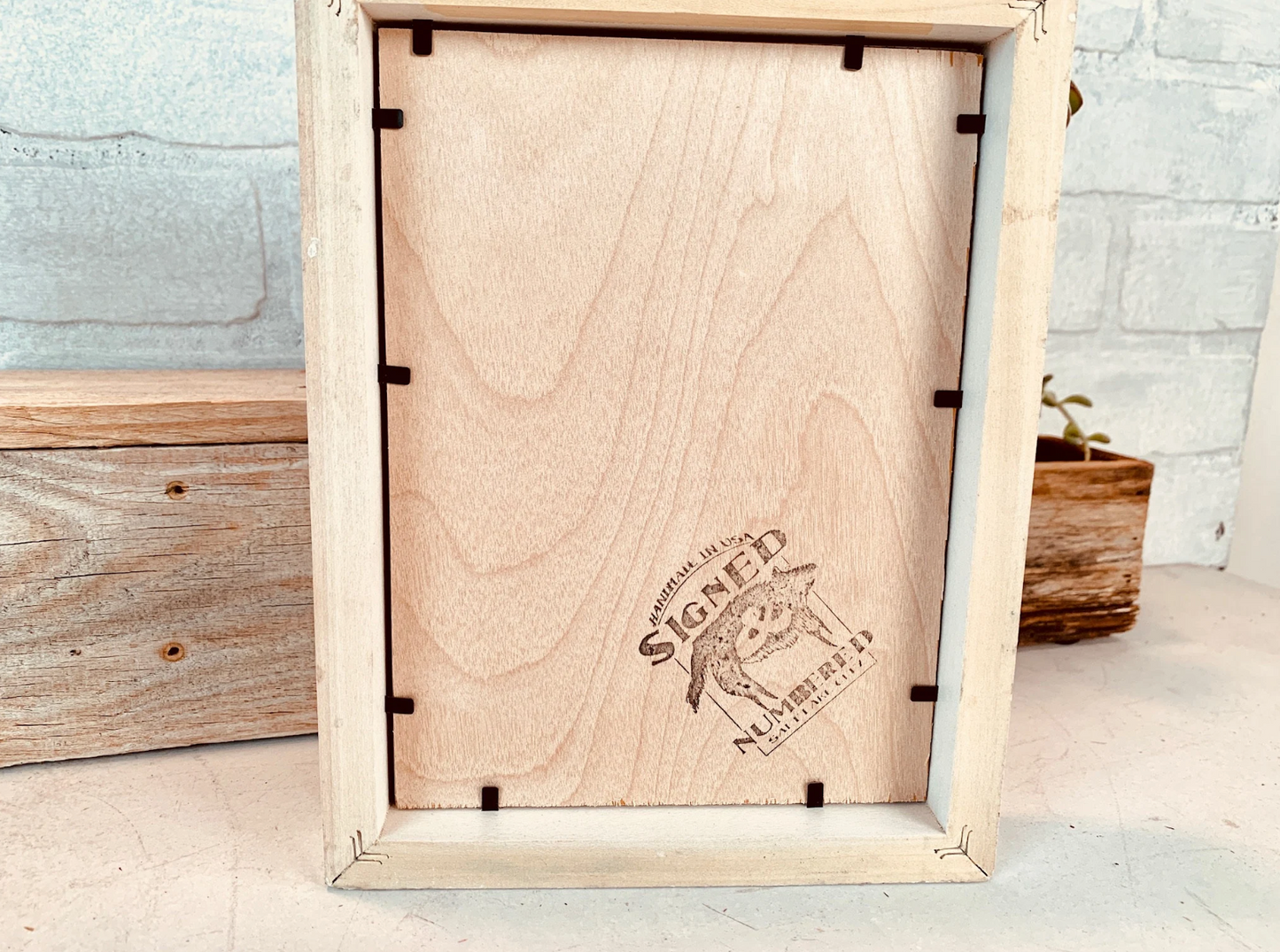 5x7" frame in Oval with Outside Cove Build Up style - Choose your color - FREE SHIPPING