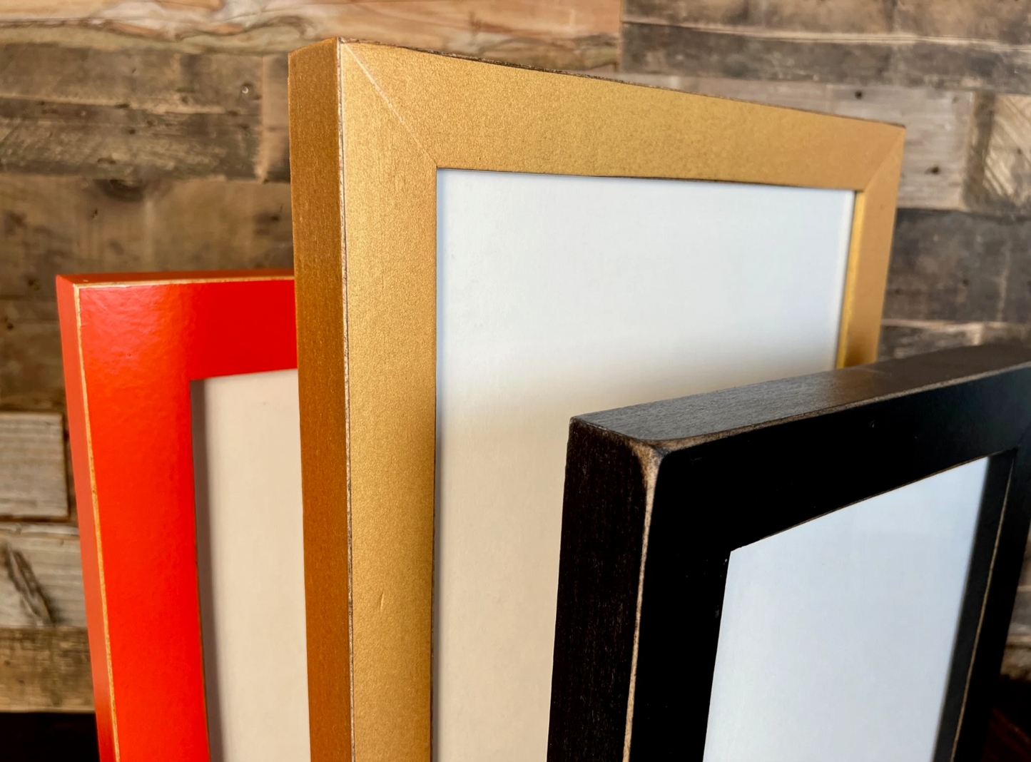 26x32" frame in Mountain Dandy style - Choose your color - FREE SHIPPING