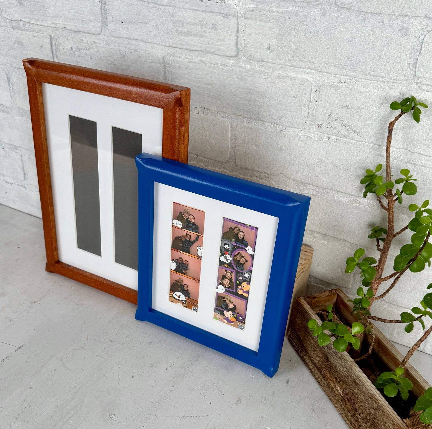 Picture Frame for Photo Booth Strip in 1x1 Flared style and Solid Color of Your Choice - Free Shipping!