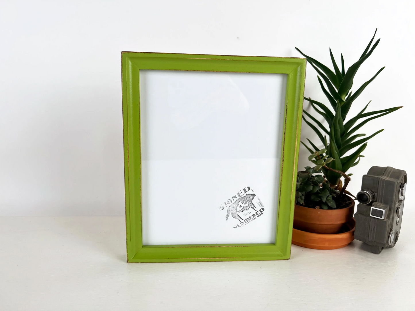 8x10" frame in Foxy Cove style - Choose your color - FREE SHIPPING