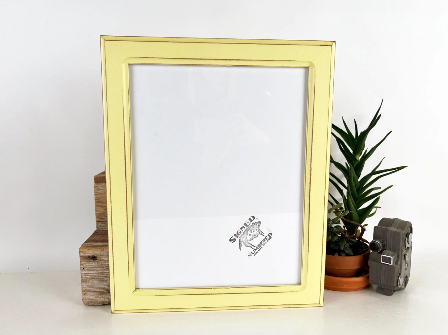 4x6" frame in 1.5 Wide Double Cove style - Choose your color - FREE SHIPPING