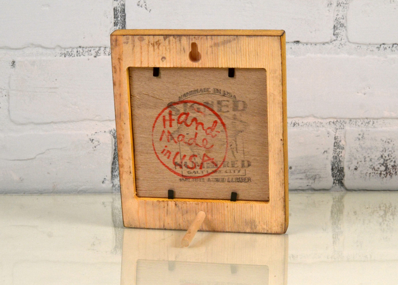 4x4" frame in Pine Circle Opening style - Choose your color - Ships Right Away - FREE SHIPPING